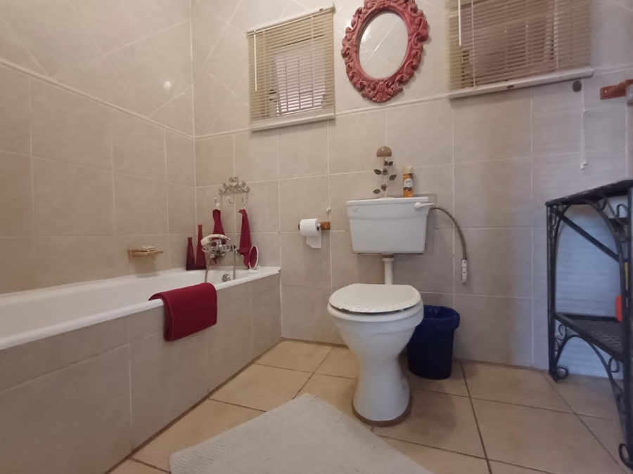 2 Bedroom Property for Sale in Randlespark North West